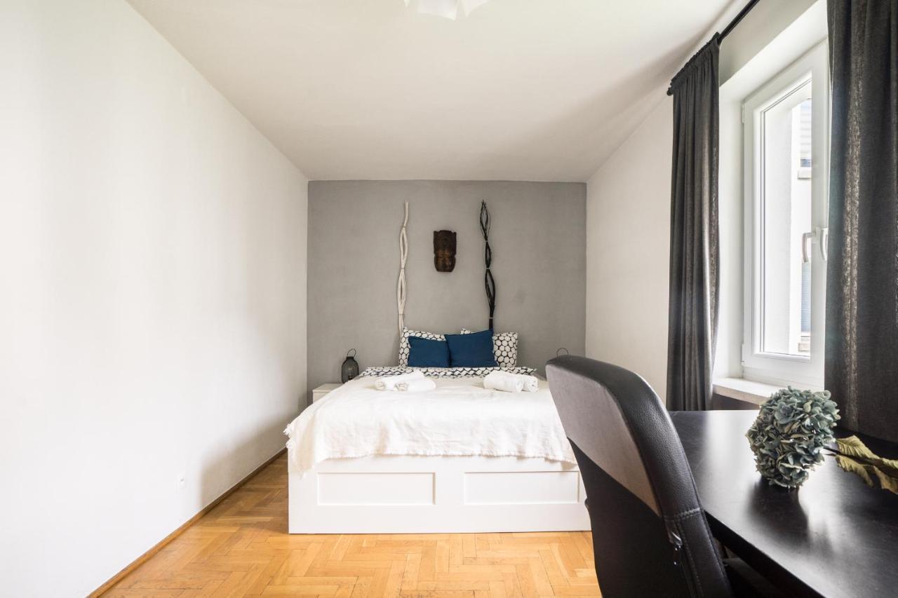 Oomph Warsaw Central 3-Bedroom Flat Eksteriør bilde
